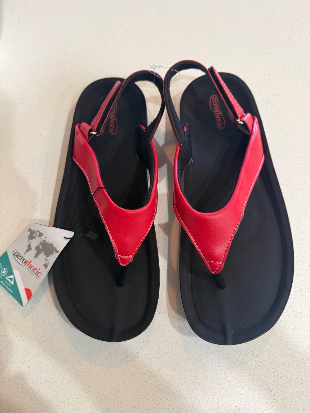 aerothotic Red and Black Slingback  Sandals Size 7 NWT
